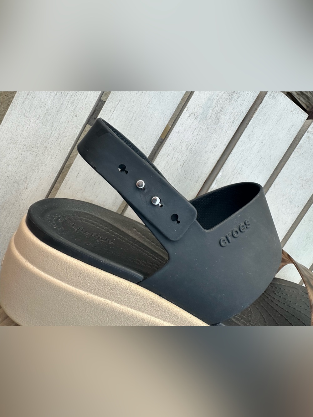 CROCS Women's Brooklyn Low Wedge Sandals - Picture 9 of 10